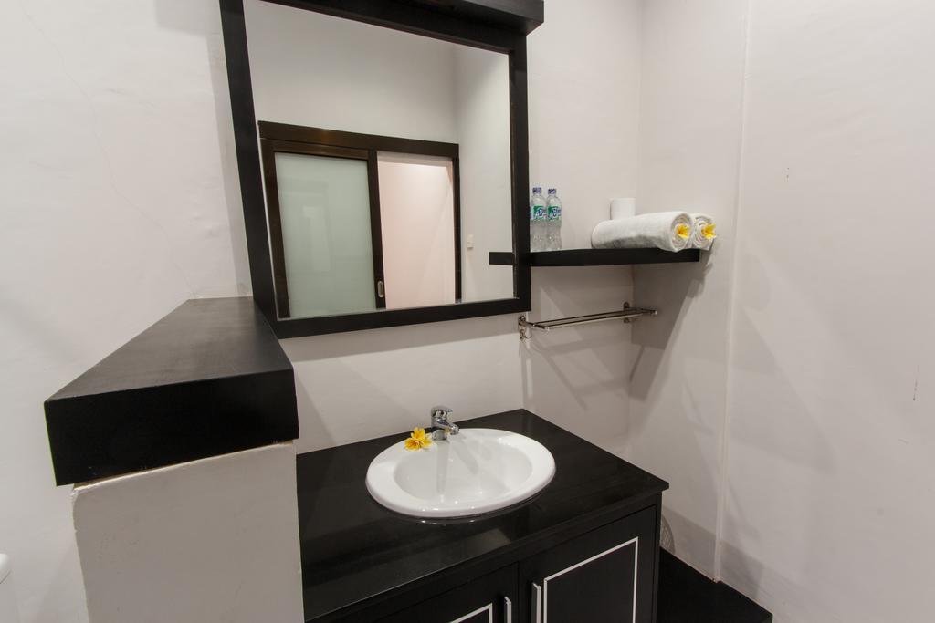 Rabasta Mahayana Kuta Hotel Bali Habitación foto